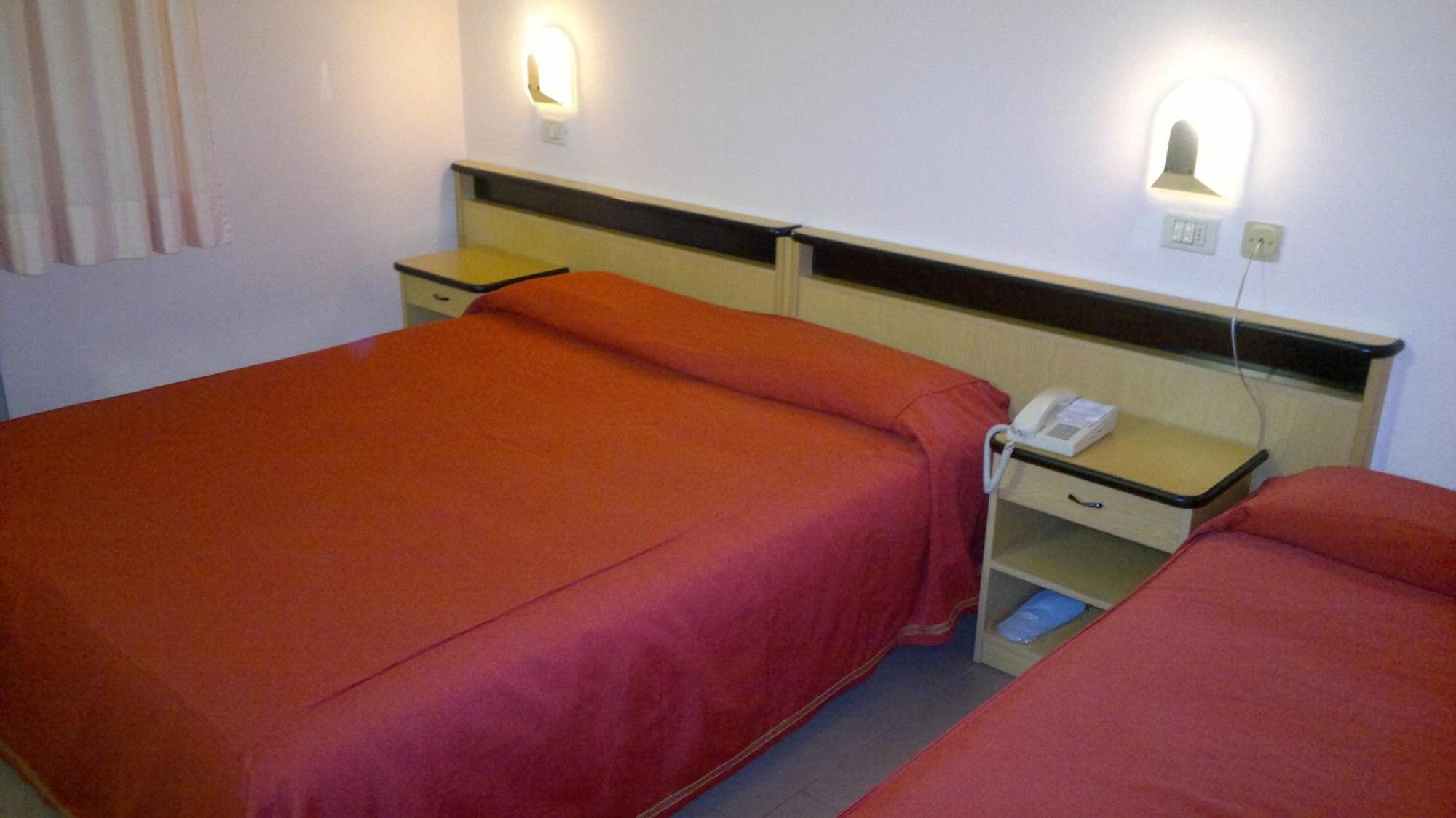 Hotel Centrale Argenta Bagian luar foto